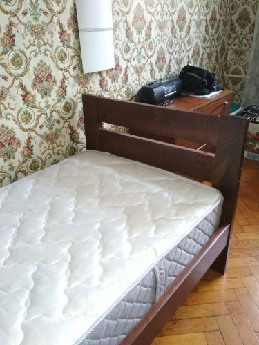 Кровать Аника из массива